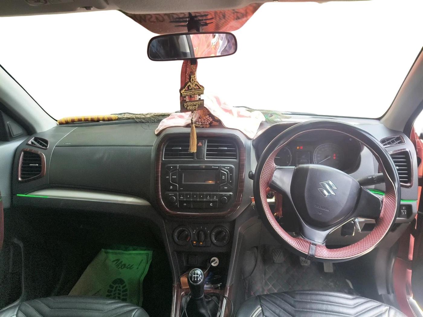 2017 Maruti Vitara Brezza LDI (O), Diesel, Manual, 1,36,570 km, interior
