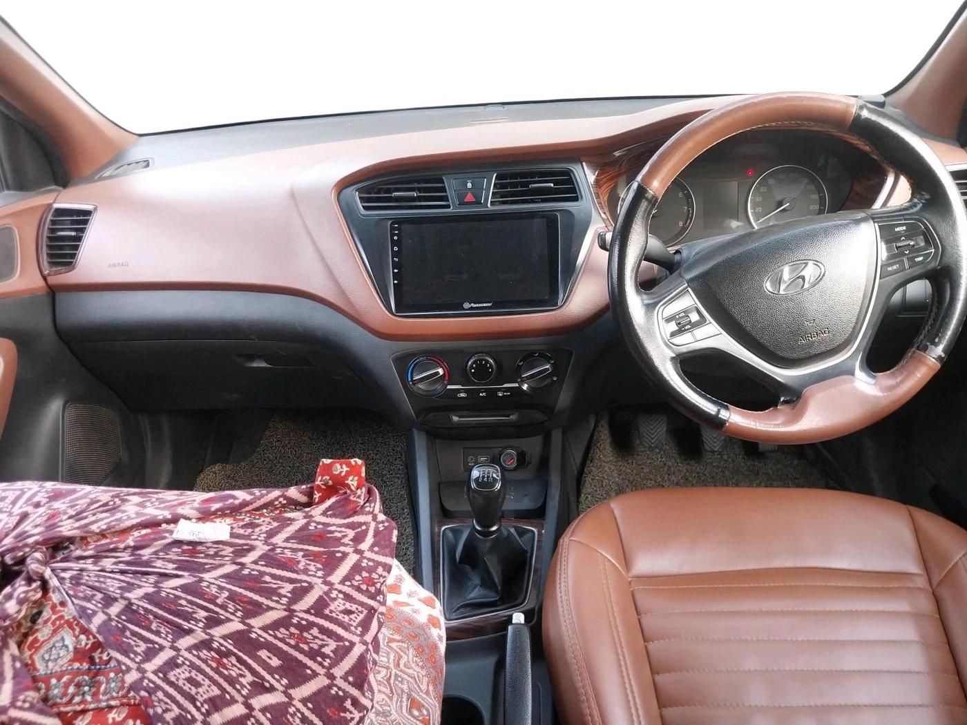 2017 Hyundai Elite i20 SPORTZ 1.2, Petrol, Manual, 84,886 km, interior