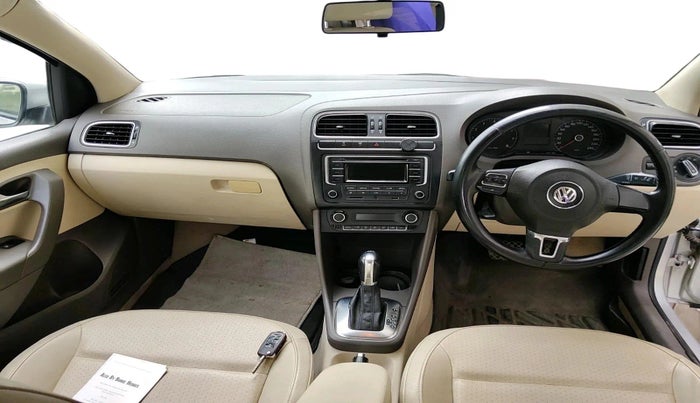 2014 Volkswagen Vento HIGHLINE PETROL AT, Petrol, Automatic, 1,06,625 km, interior