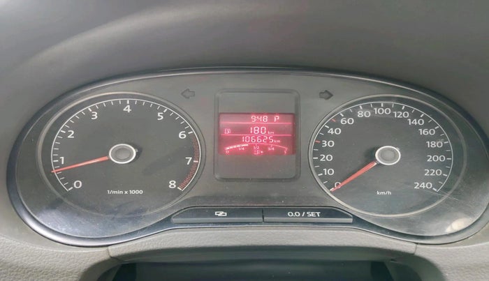 2014 Volkswagen Vento HIGHLINE PETROL AT, Petrol, Automatic, 1,06,625 km, interior