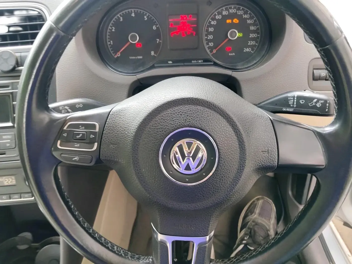 2014 Volkswagen Vento HIGHLINE PETROL AT, Petrol, Automatic, 1,06,625 km, interior