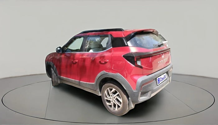 2025 Mahindra XUV 3XO AX5 1.2 L TCMPFI AT, Petrol, Automatic, 4,042 km, exterior