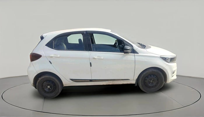 2022 Tata Tiago XT CNG, CNG, Manual, 40,290 km, exterior