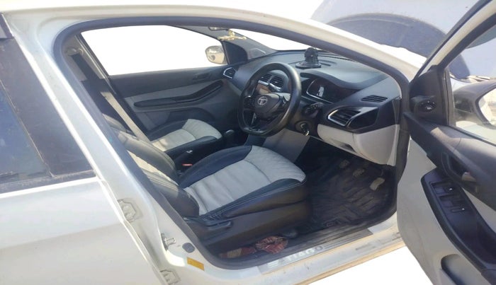 2022 Tata Tiago XT CNG, CNG, Manual, 40,290 km, interior