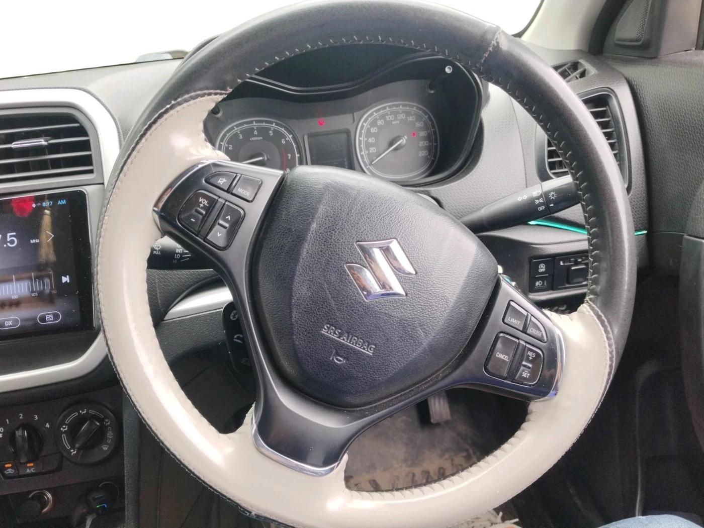 2022 Maruti Vitara Brezza LXI, Petrol, Manual, 66,793 km, interior