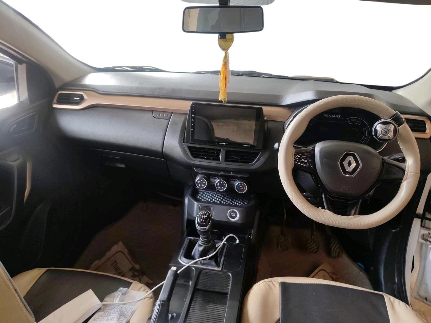 2022 Renault Kiger RXT MT, Petrol, Manual, 58,107 km, interior