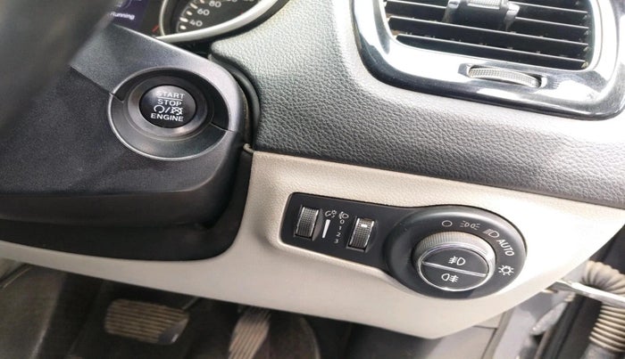 2019 Jeep Compass LIMITED PLUS PETROL AT, Petrol, Automatic, 90,743 km, interior