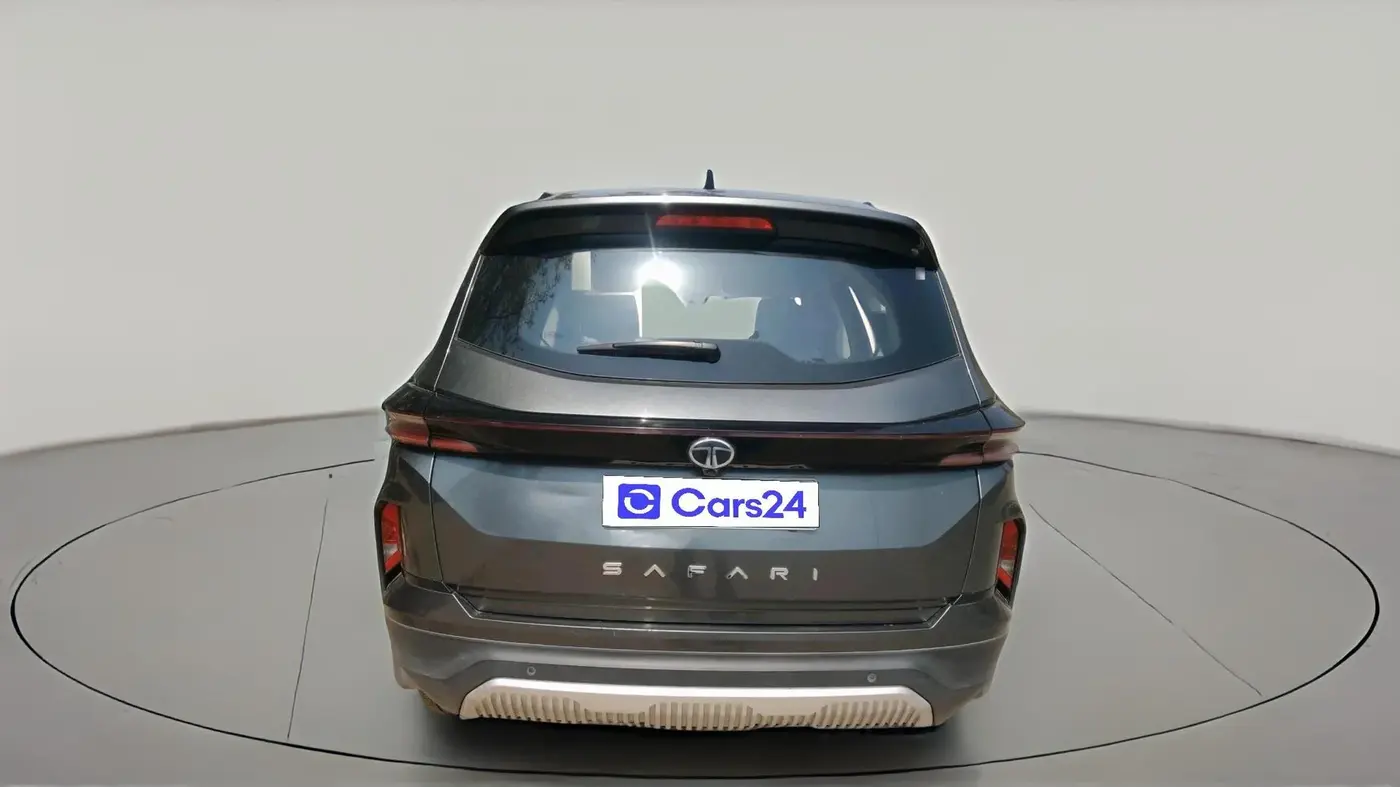 2025 Tata Safari PURE PLUS, Diesel, Manual, 19,594 km, exterior