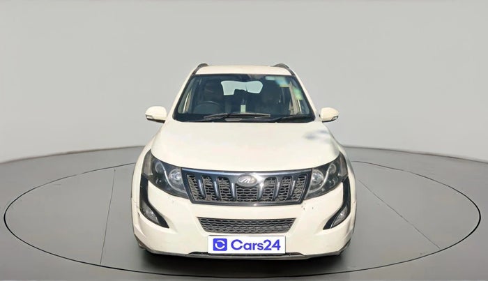 2016 Mahindra XUV500 W6 AT 1.99, Diesel, Automatic, 1,25,678 km, exterior