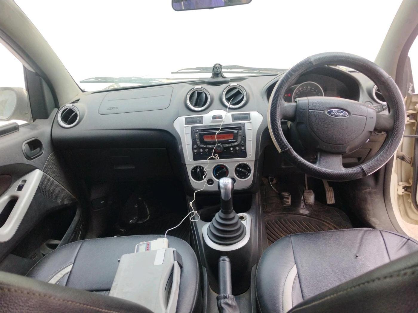 2011 Ford Figo TITANIUM 1.2 PETROL, Petrol, Manual, 83,991 km, interior