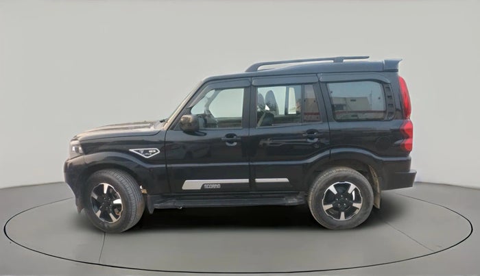 2022 Mahindra SCORPIO CLASSIC S11 7STR, Diesel, Manual, 76,598 km, exterior