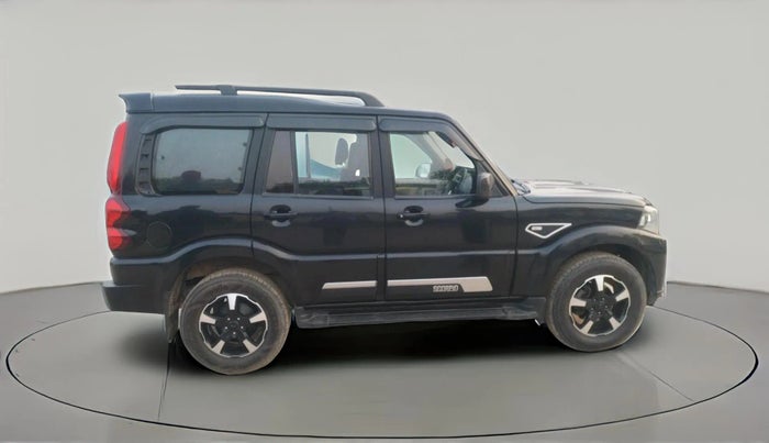 2022 Mahindra SCORPIO CLASSIC S11 7STR, Diesel, Manual, 76,598 km, exterior