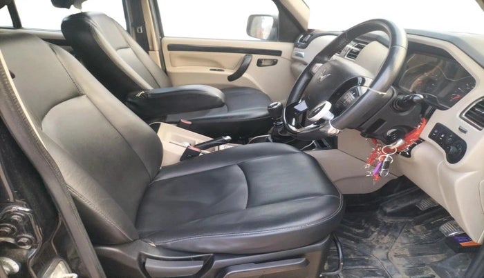 2022 Mahindra SCORPIO CLASSIC S11 7STR, Diesel, Manual, 76,598 km, interior