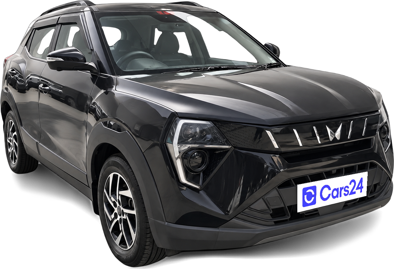 2025 Mahindra XUV 3XO - SUV - Petrol - Manual - ₹10.40 lakh