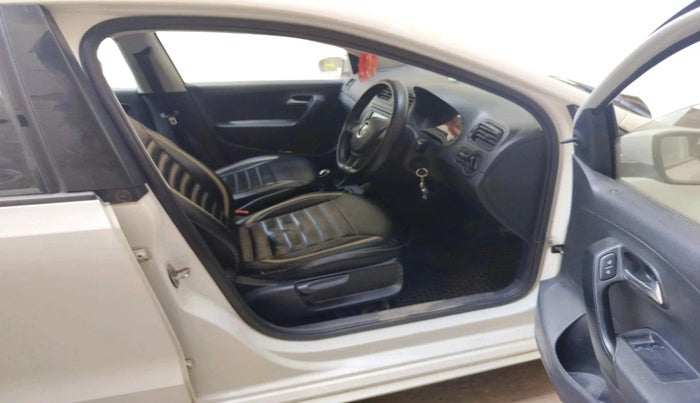 2022 Volkswagen Polo TRENDLINE 1.0L, Petrol, Manual, 45,348 km, interior