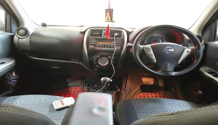 2016 Nissan Micra XV CVT, Petrol, Automatic, 50,134 km, interior