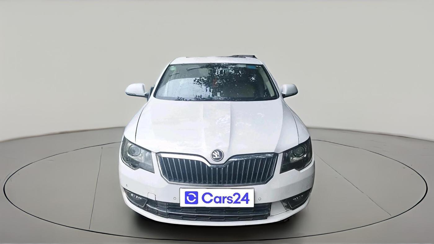 2014 Skoda Superb ELEGANCE 1.8 TSI AT, Petrol, Automatic, 94,906 km, exterior