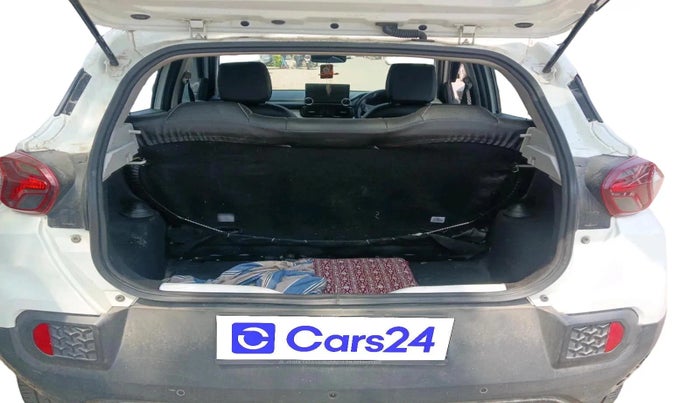 2022 Tata PUNCH PURE MT, Petrol, Manual, 74,150 km, exterior