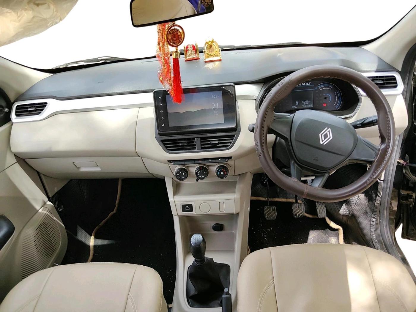 2025 Renault TRIBER Evolution, Petrol, Manual, 10,263 km, interior