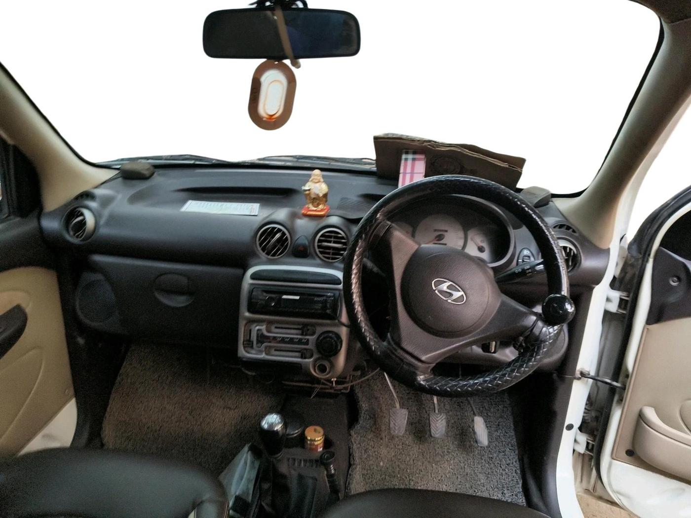 2013 Hyundai Santro Xing GL PLUS, CNG, Manual, 1,48,955 km, interior