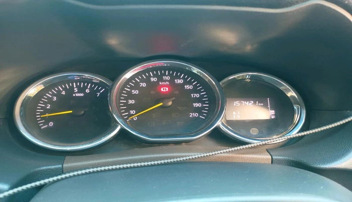 2016 Renault Duster 110 PS RXL 4X2 AMT, Diesel, Automatic, 1,57,421 km, interior