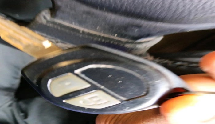 2015 Maruti Swift Dzire LXI, CNG, Manual, 1,55,491 km, interior