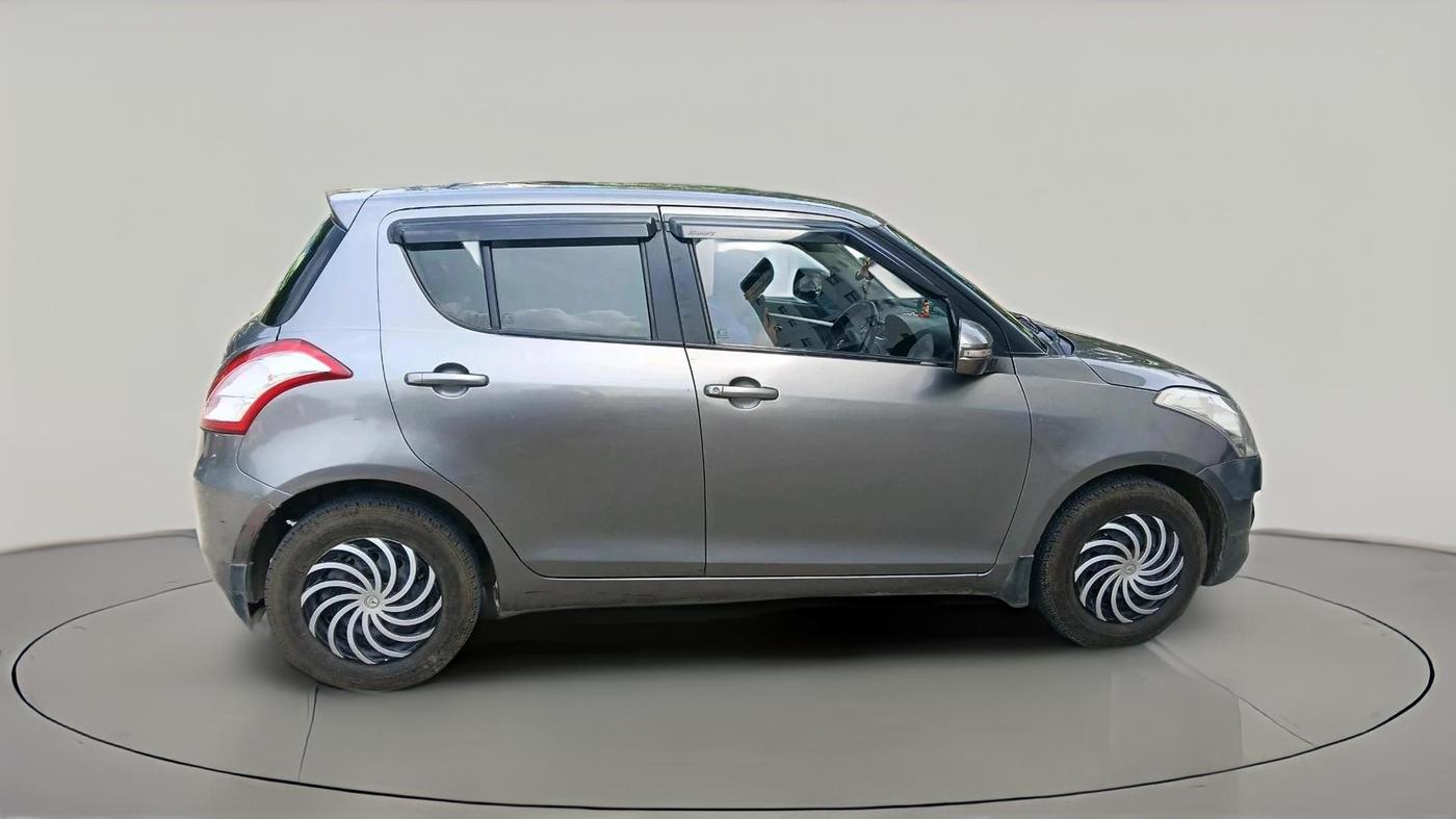 2014 Maruti Swift VXI, CNG, Manual, 2,24,915 km, exterior