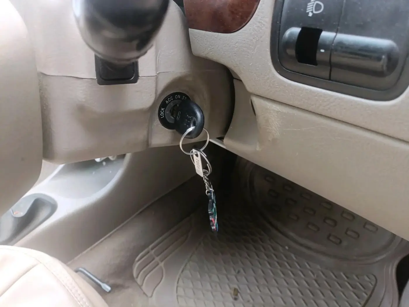 2012 Hyundai Accent EXECUTIVE, Petrol, Manual, 1,88,043 km, interior