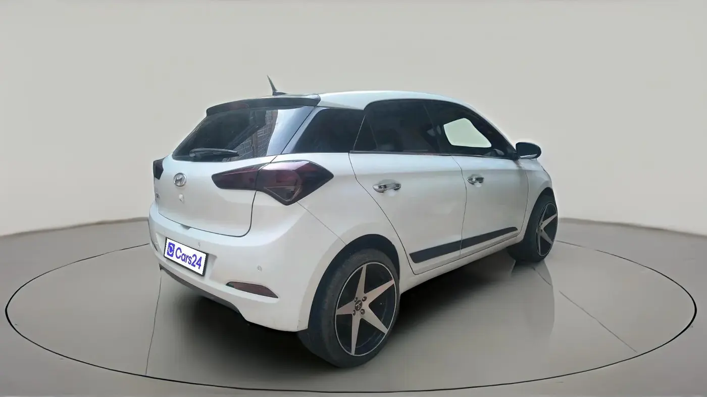 2018 Hyundai Elite i20 ASTA 1.4 CRDI (O), Diesel, Manual, 1,11,449 km, exterior