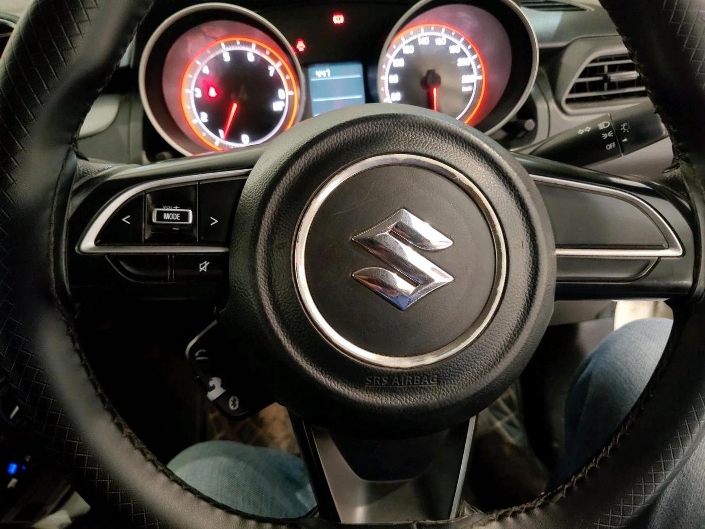 2019 Maruti Swift VXI, CNG, Manual, 1,05,694 km, interior