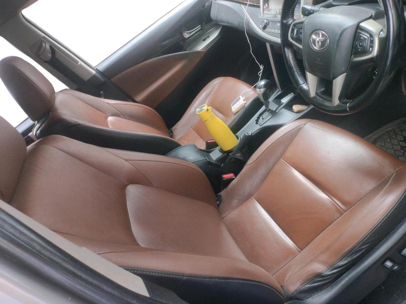 2016 Toyota Innova Crysta 2.8 ZX AT 7 STR, Diesel, Automatic, 2,10,911 km, interior