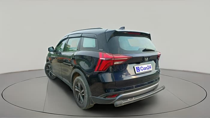 2023 Mahindra XUV700 AX 5 D AT 5 STR, Diesel, Automatic, 51,301 km, exterior