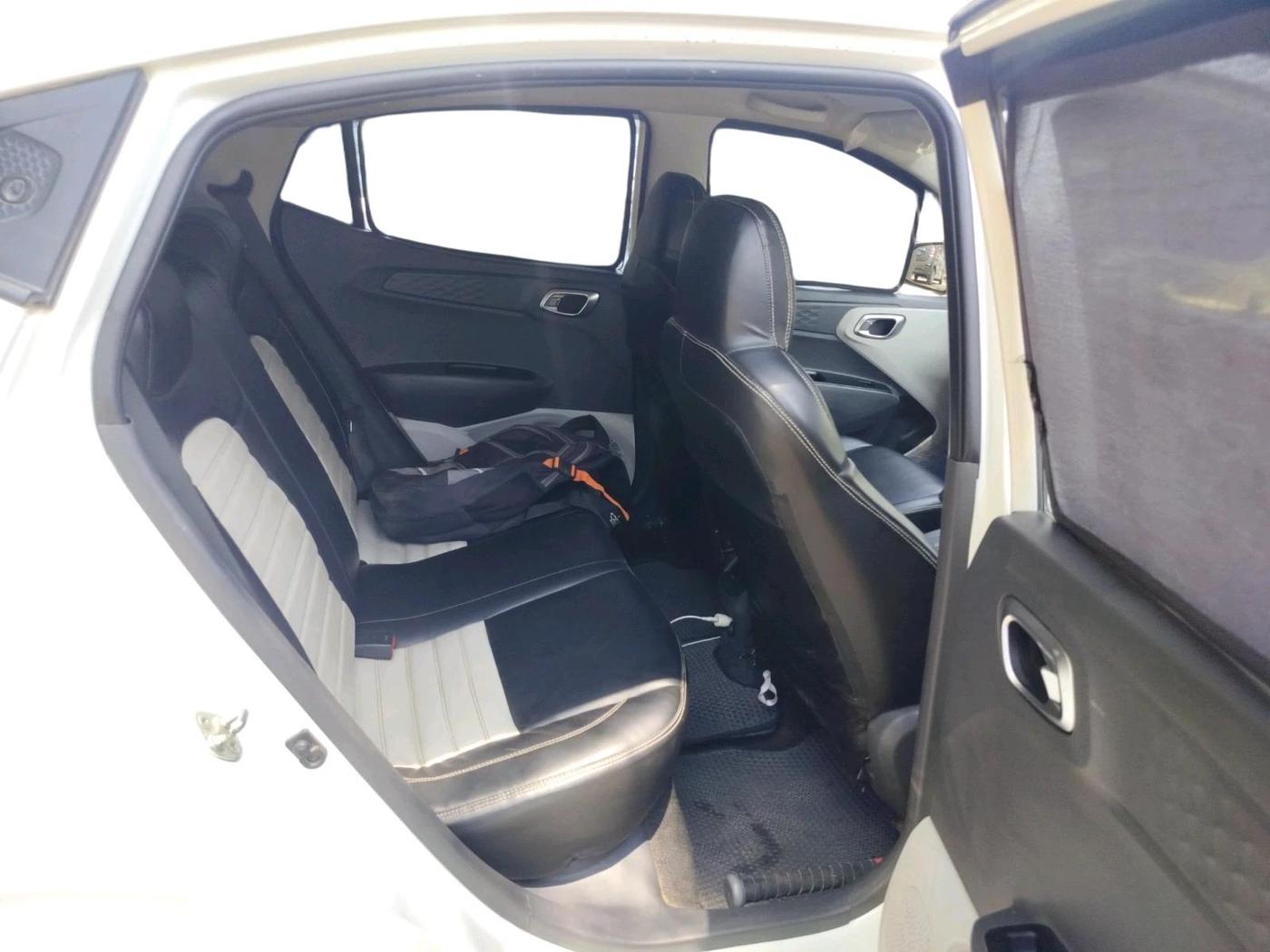 2022 Hyundai GRAND I10 NIOS SPORTZ 1.2 KAPPA VTVT CNG, CNG, Manual, 42,181 km, interior