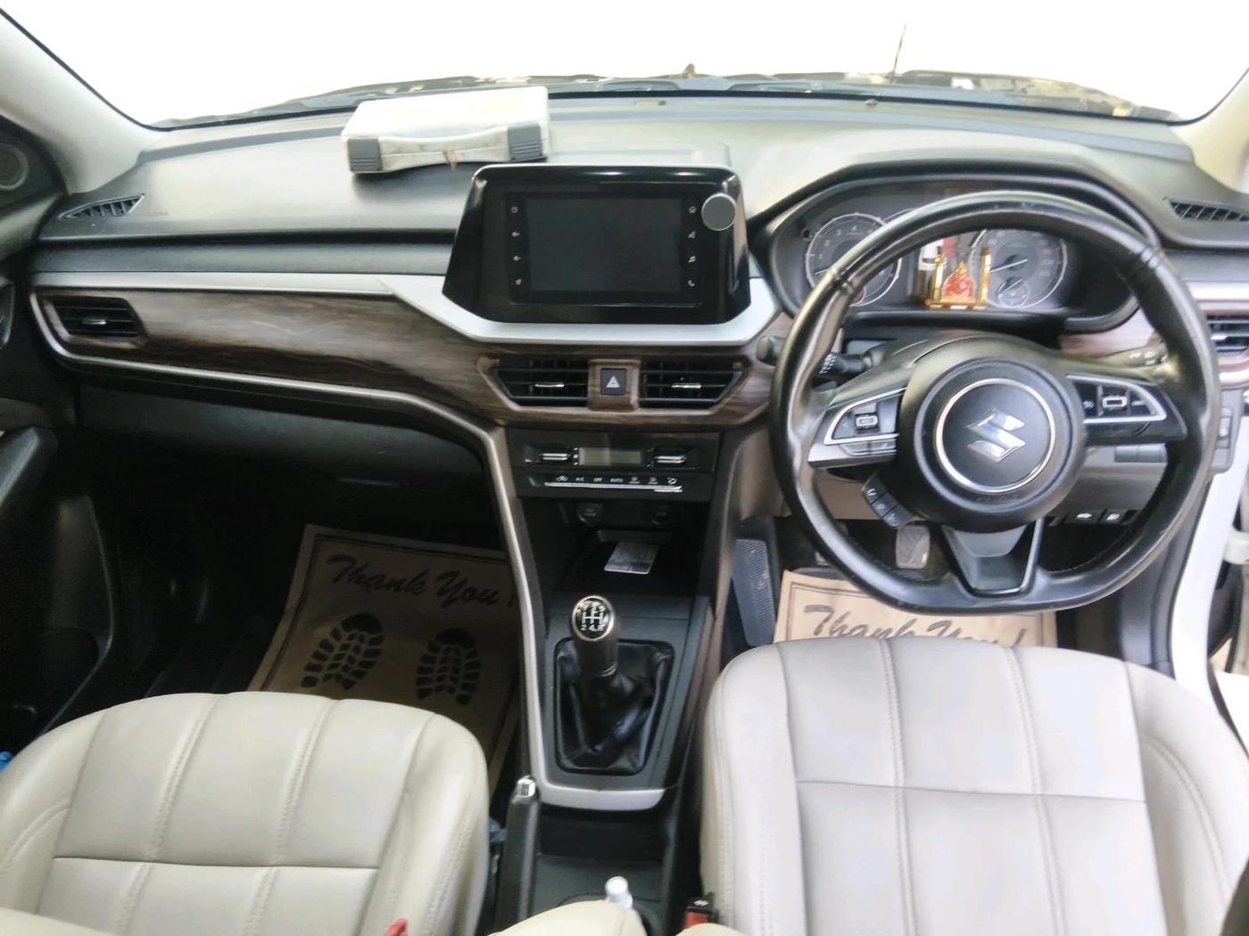 2022 Maruti BREZZA ZXI SMART HYBRID , Petrol, Manual, 73,735 km, interior