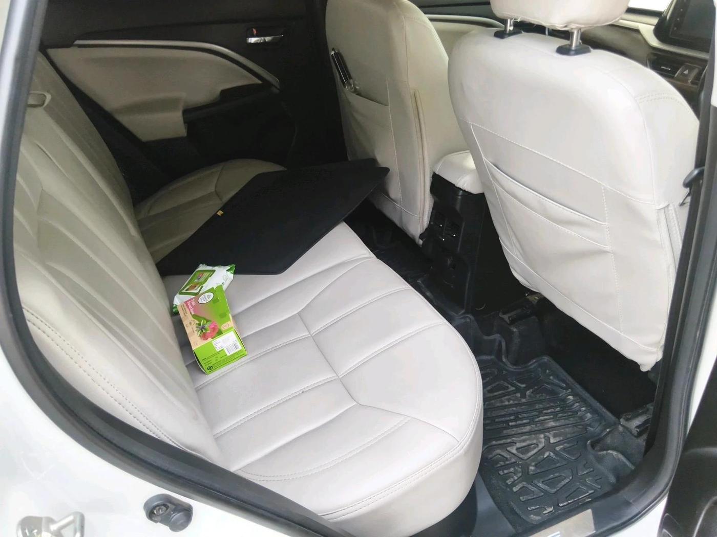 2022 Maruti BREZZA ZXI SMART HYBRID , Petrol, Manual, 73,735 km, interior