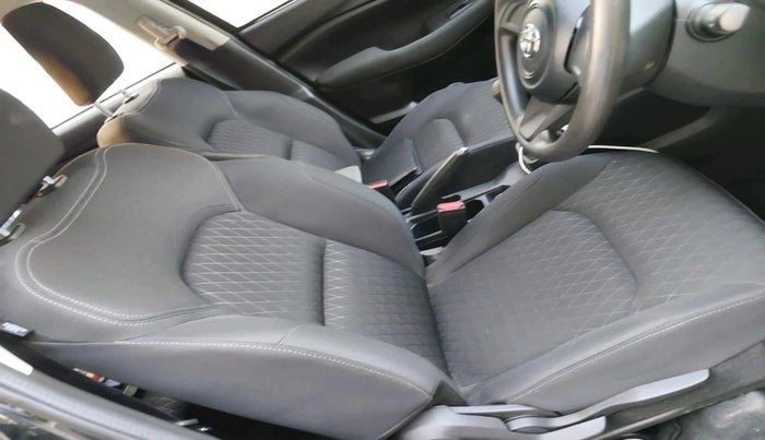 2025 Toyota URBAN CRUISER HYRYDER E NEO DRIVE, Petrol, Manual, 8,671 km, interior