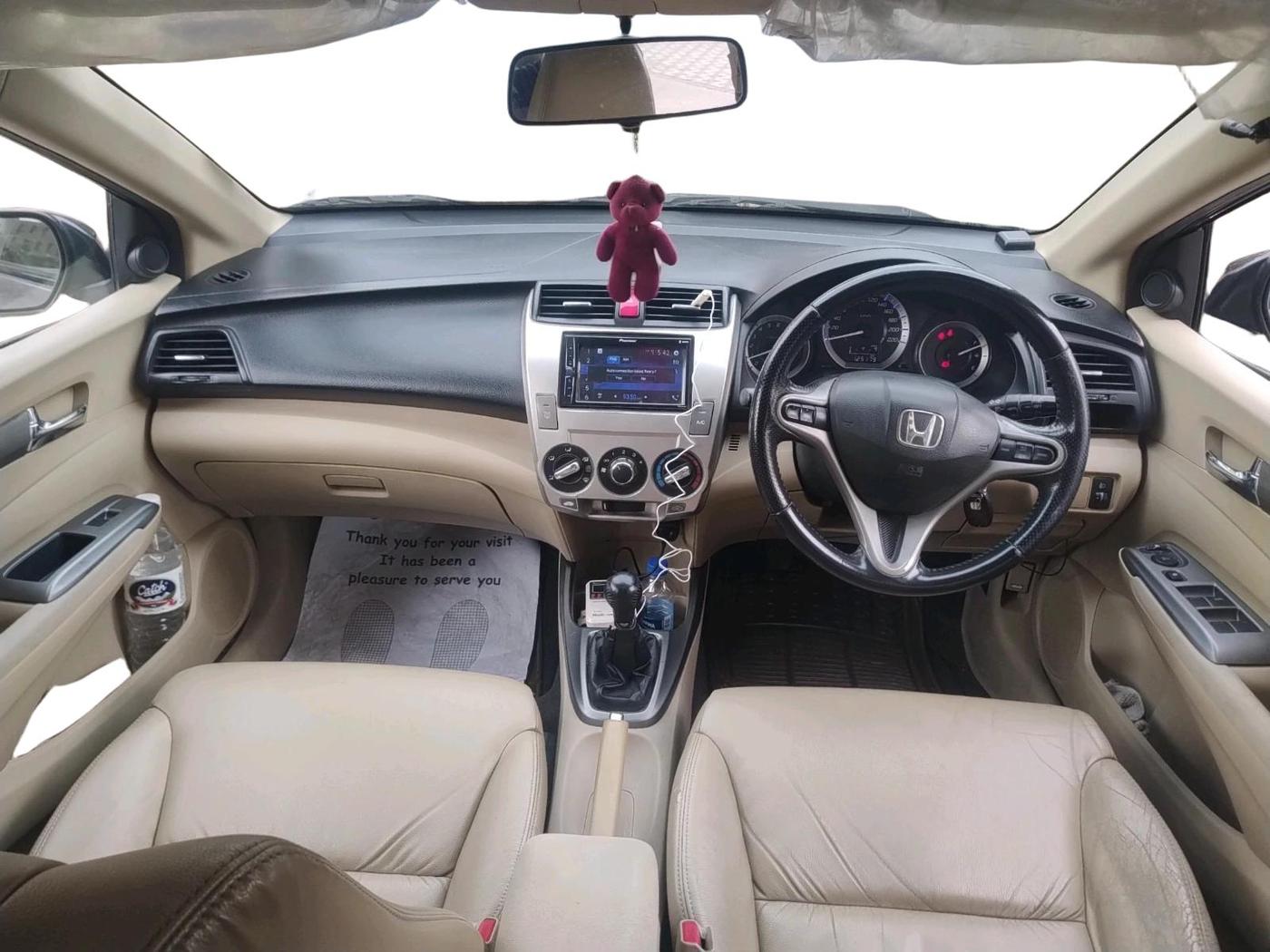 2012 Honda City 1.5L I-VTEC V MT, Petrol, Manual, 1,25,179 km, interior