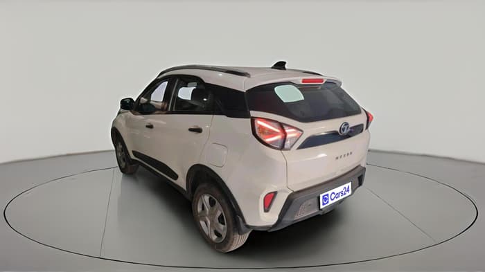 2022 Tata NEXON XMA PLUS SUNROOF PETROL, Petrol, Automatic, 32,732 km, exterior