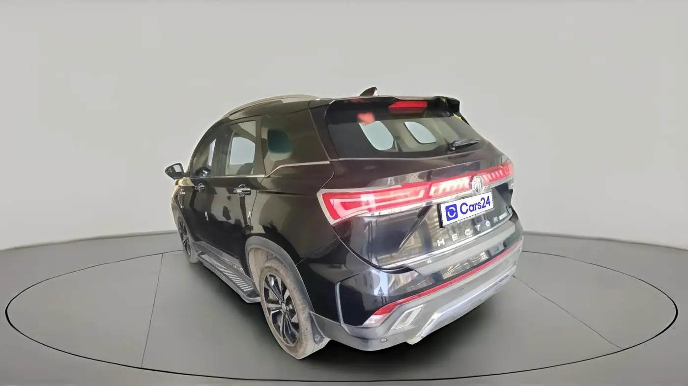 2023 MG HECTOR PLUS SAVVY PRO 1.5 TURBO CVT 7 STR, Petrol, Automatic, 44,084 km, exterior