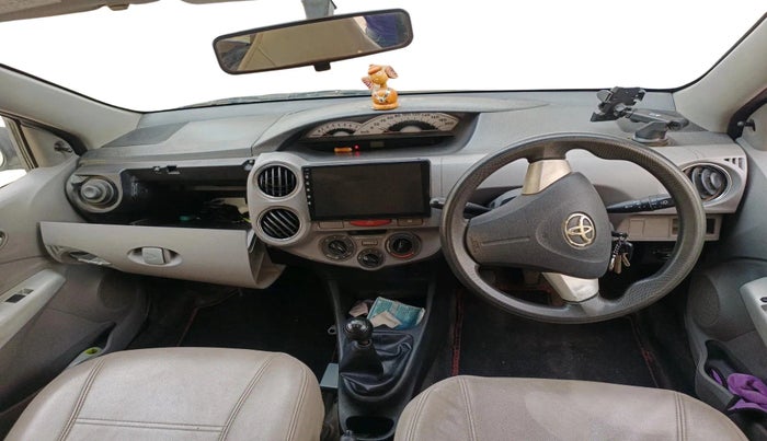 2011 Toyota Etios V, Petrol, Manual, 35,586 km, interior