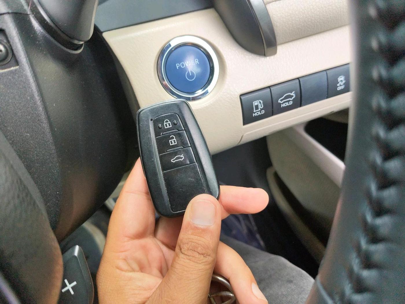 2023 Toyota Camry HYBRID, Hybrid, Automatic, 54,285 km, interior