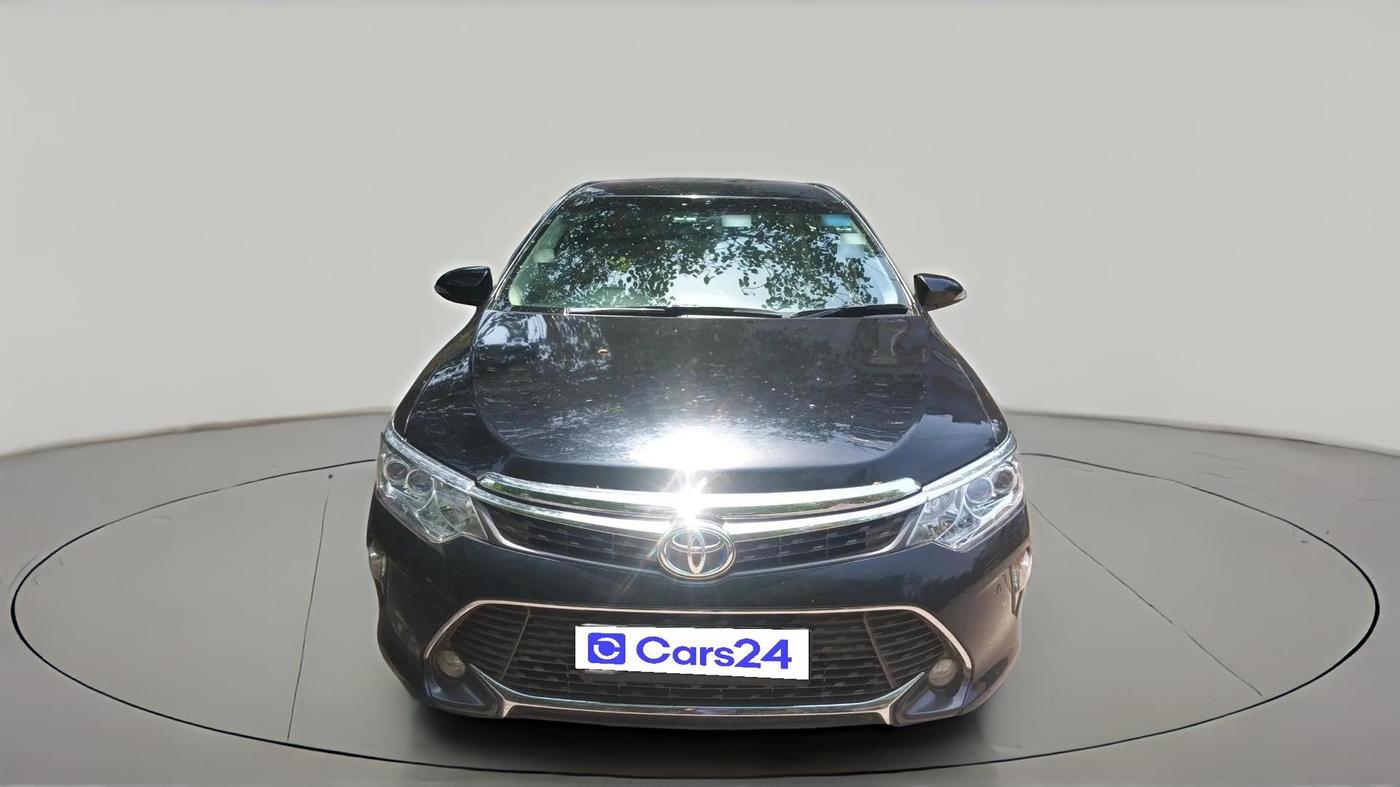 2015 Toyota Camry HYBRID, Hybrid, Automatic, 1,54,087 km, exterior