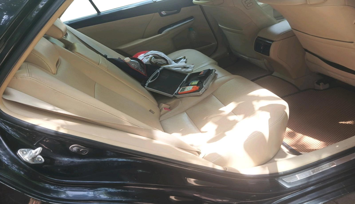 2015 Toyota Camry HYBRID, Hybrid, Automatic, 1,54,087 km, interior