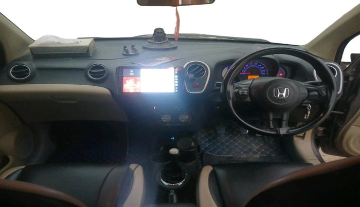 2014 Honda Mobilio 1.5L I-VTEC V, Petrol, Manual, 1,32,793 km, interior