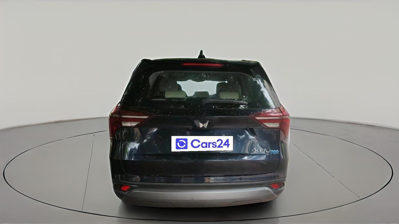 2024 Mahindra XUV700 AX5 Select Diesel AT 7 STR, Diesel, Automatic, 49,079 km, exterior
