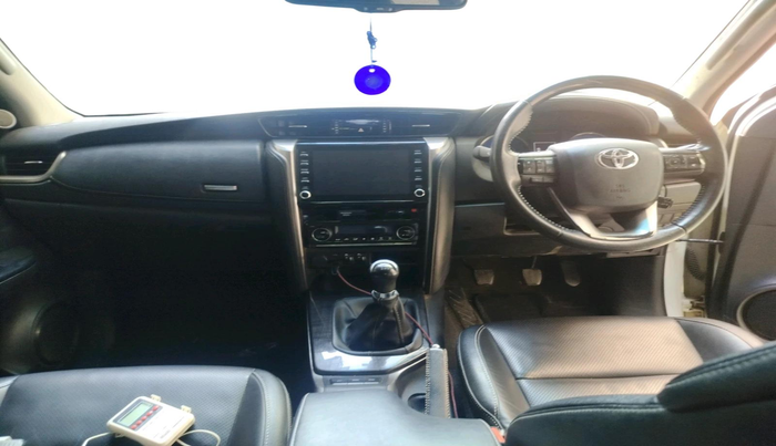 2021 Toyota Fortuner 4X2 MT 2.8 DIESEL, Diesel, Manual, 57,525 km, interior