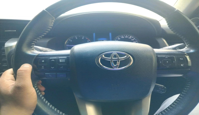 2021 Toyota Fortuner 4X2 MT 2.8 DIESEL, Diesel, Manual, 57,525 km, interior
