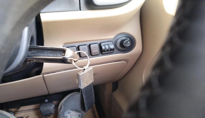 2022 Mahindra BOLERO NEO N10 R, Diesel, Manual, 24,503 km, interior