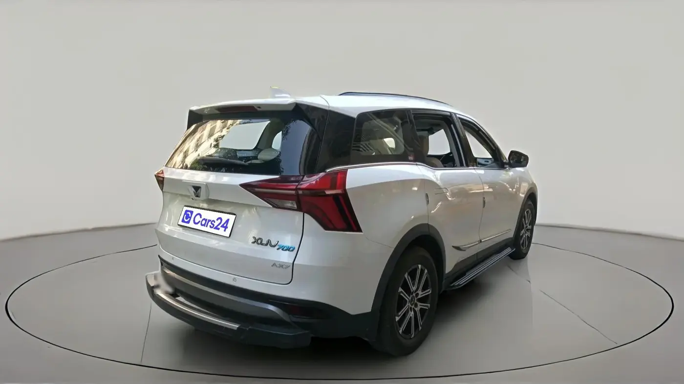 2023 Mahindra XUV700 AX 7 P MT 7 STR, Petrol, Manual, 11,184 km, exterior