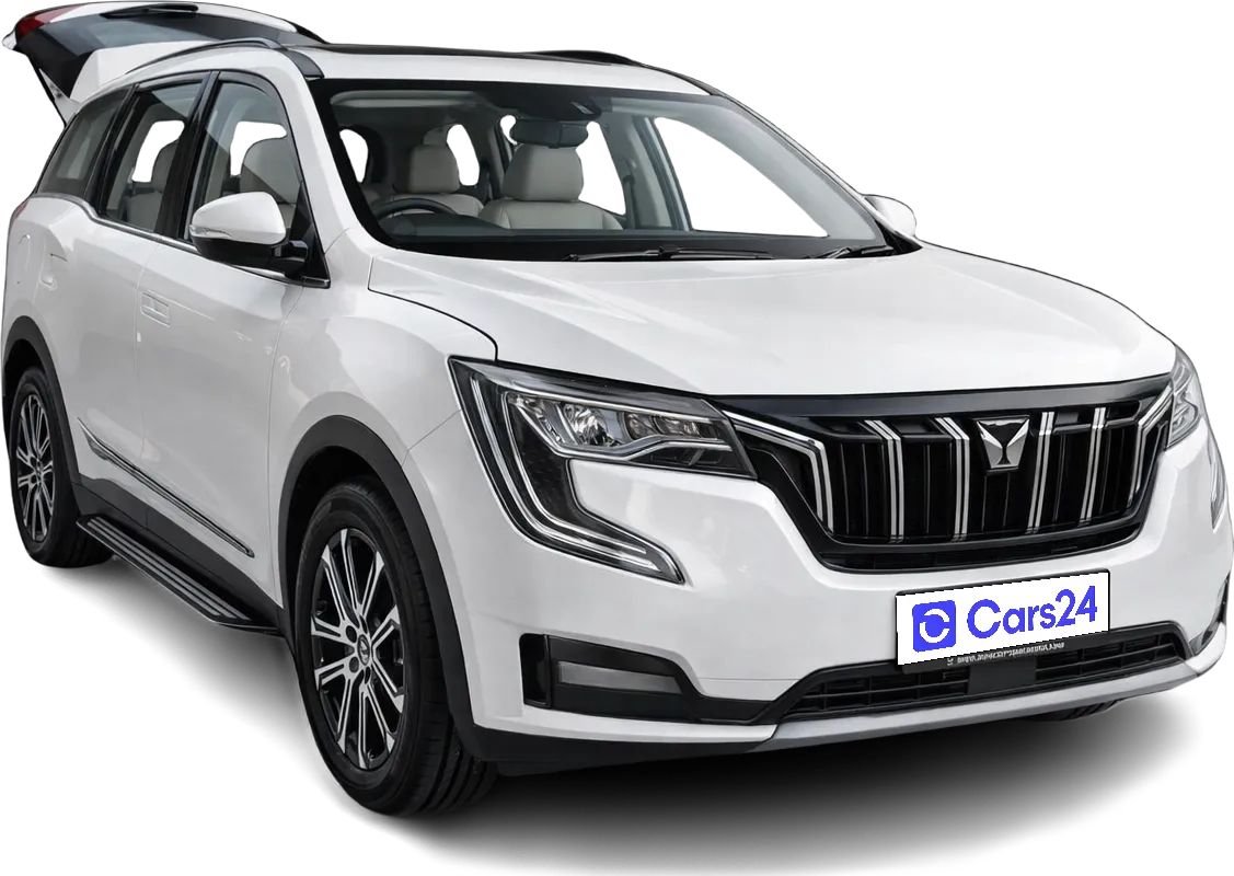 2023 Mahindra XUV700 - SUV - Petrol - Manual - ₹16.50 lakh